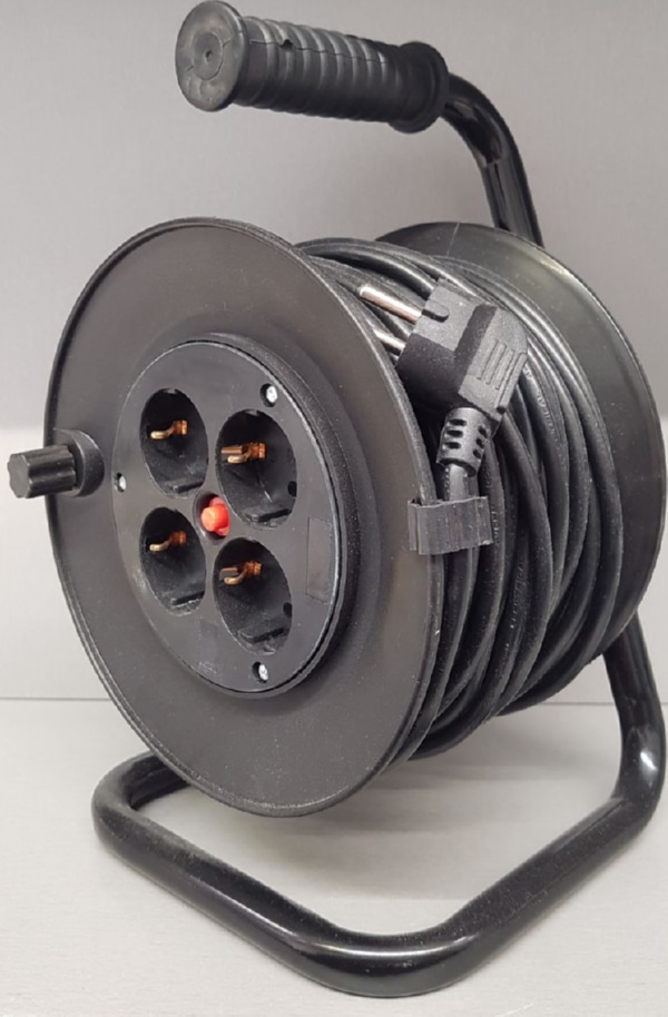 Удлинитель на катушке MS-XP-4 25M, 3x1mm2