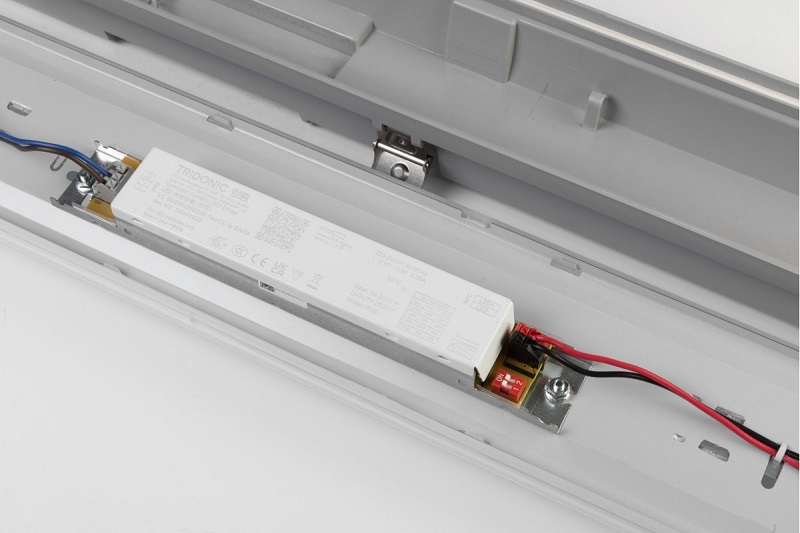 Светильник линейный LED FALCON 34-60Вт 4000К 6120-10800Лм IP65 1500мм GTV