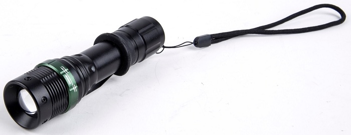 Фонарь Camelion E142 (аккум 220В, черный, 3W CREE LED, фокус, 3 реж, пластик, бокс)