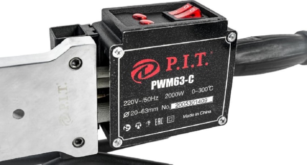 Паяльник электрический для пл/труб  PWM63-C МАСТЕР  (2кВт,нас.20,25,32,40,50,63мм,перч,рул,ножн,отв,