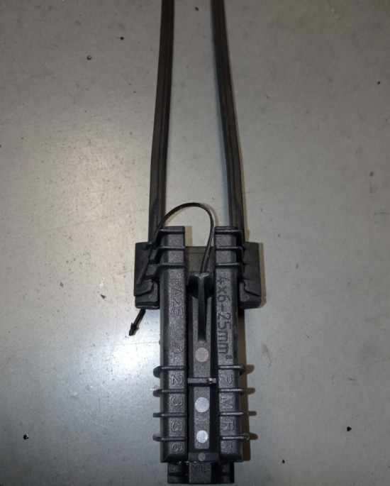 Зажим анкерный SO 243 (2-4х(6-25) ENSTO