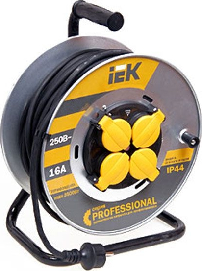 Катушка УК20 на мет с т/з 4 места 2Р+PЕ/20м КГ 3х1,5мм2 IP44 "Professional"