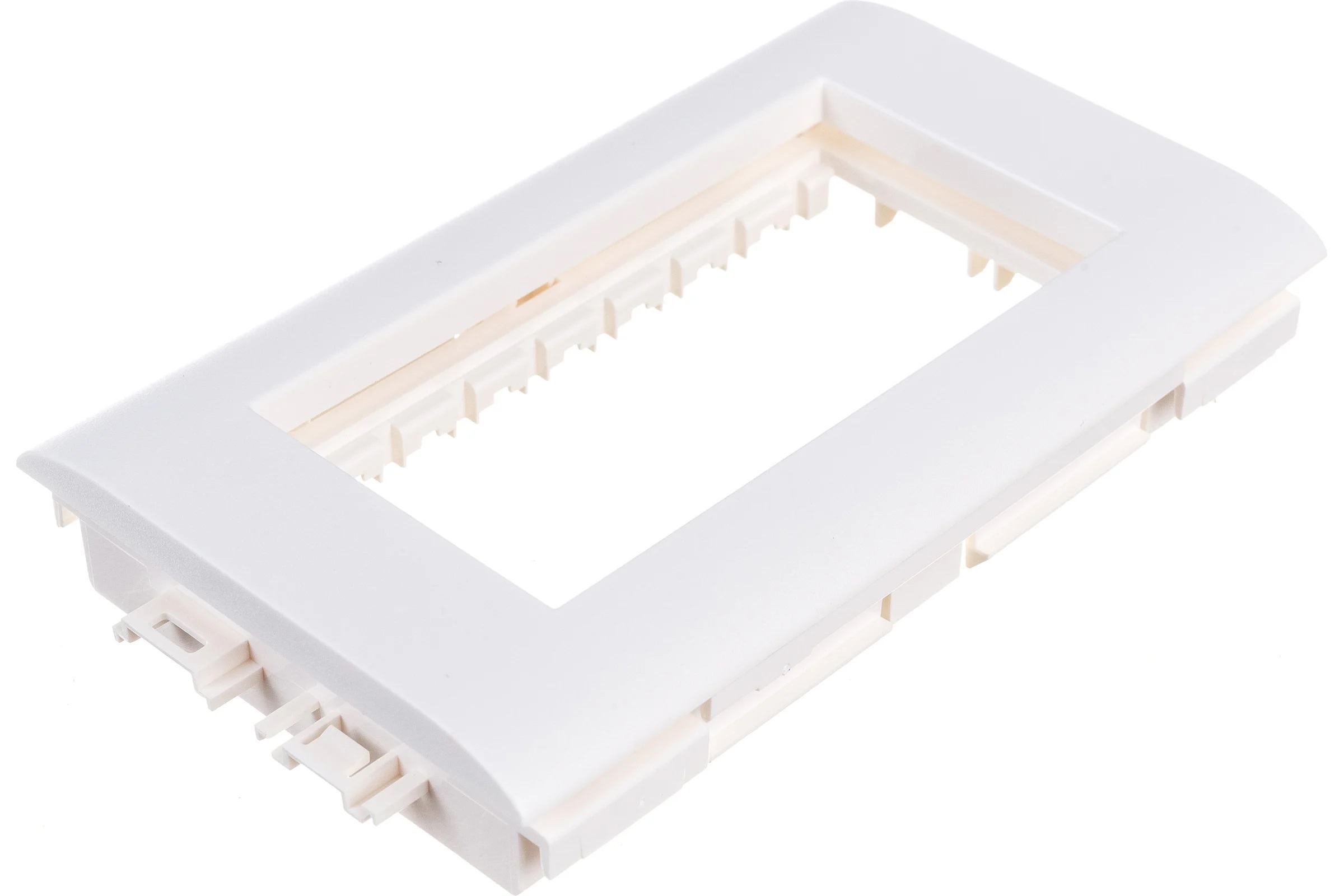 Суппорт и рамка для К/К METRA на 4 мод. Legrand (5)