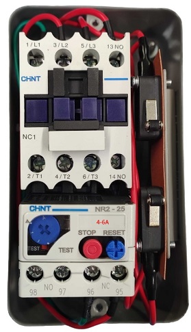 Электромагнитный пускатель в корпусе NQ3-5.5P 4-6A AC220В IP55