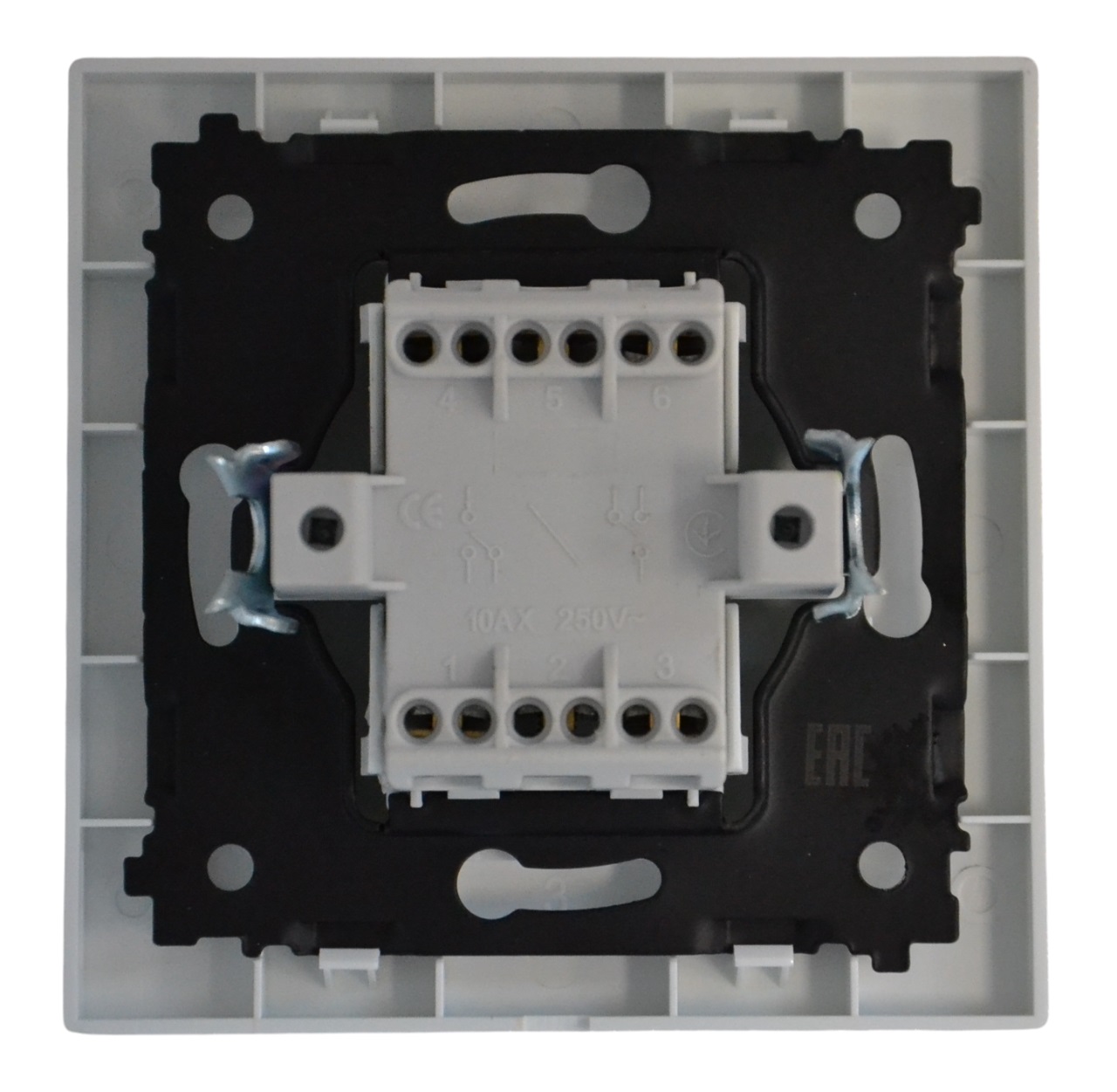 Выключатель проходной 2-кл. белый SD-P1007W "Standard" AWSproducts