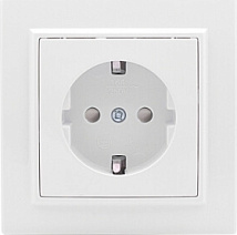 Розетка СП 1-я с/з с защ. шторками 16А 230В белая Basic Минск
