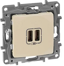 Розетка USB (2-я тип А, 2,4А) Сл.Кость ETIKA LEGRAND