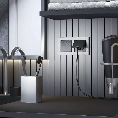 Розетка 1-я с/з со шторками и крышкой IP44 Черный Hammer WERKEL