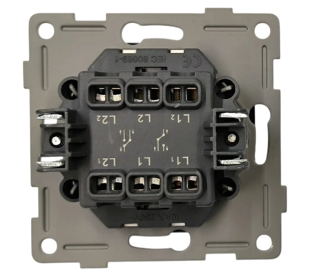 Выключатель перекрёстный 1-кл. чёрный U2B-001-3 SoftTouch "Uno" AWSproducts