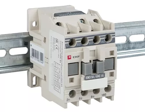 Контактор КМЭ 9А (кат.220В АС, 9А, 4кВт, 1но.) EKF