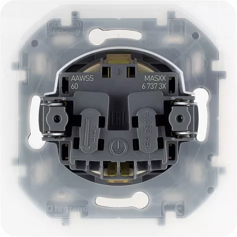 Розетка 1-я с/з со шторками и крышкой IP44 Сл.Кость INSPIRIA LEGRAND