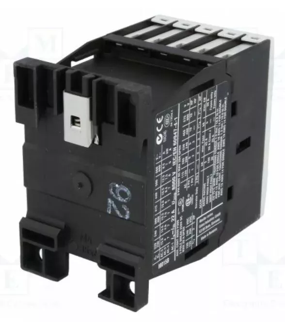Контактор DILM12-10 (24v, DC,12А, 5,5кВт)+1р.