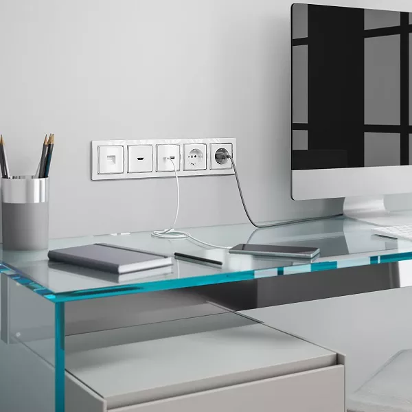 Розетка RJ45 (1-я cat. 5e) Белый WERKEL