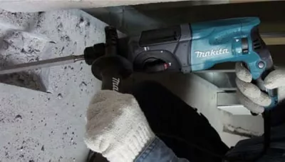 Перфоратор HR2470 (780В,SDS+,Три режима работы 2,7Дж Makita)