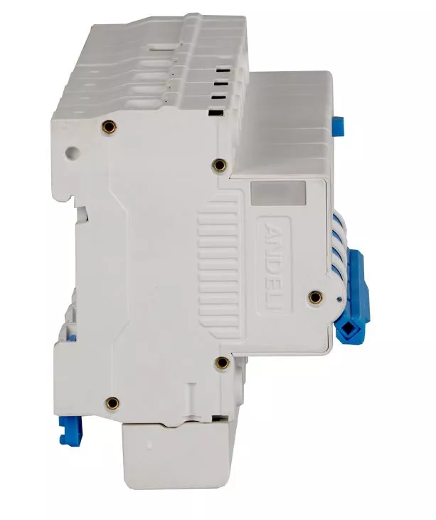 Диф. автомат ADB3LE-63 4P 40A 30mA тип AC х-ка С