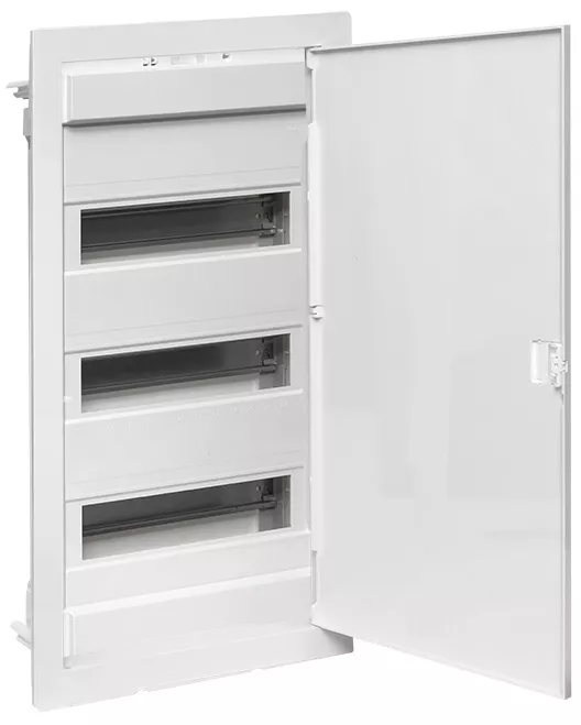 Щит встр. пласт. дверь va (36 мод. IP40) EKF