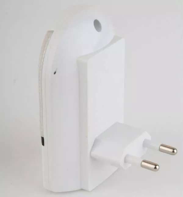 Ночник с фотосенсором Camelion NL-249 LED, 220В