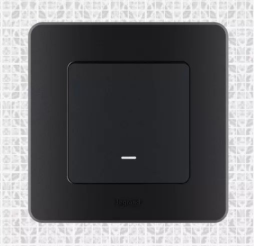 Выключатель 1-кл. с подсветкой Антрацит INSPIRIA LEGRAND